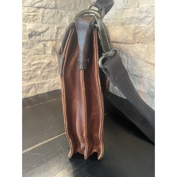 Fossil Messenger Bag Leather Satchel Crossbody Adjustable Strap brass accents - Picture 9 of 11